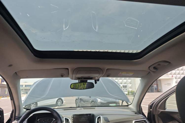 Used Chevrolet Equinox 2018 535T Automatic YuJie Edition Headliner