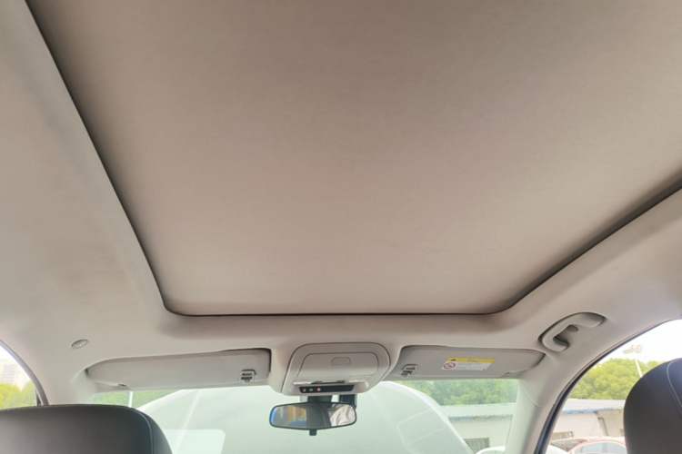 Used Chevrolet Equinox 2018 535T Automatic YuJie Edition Headliner