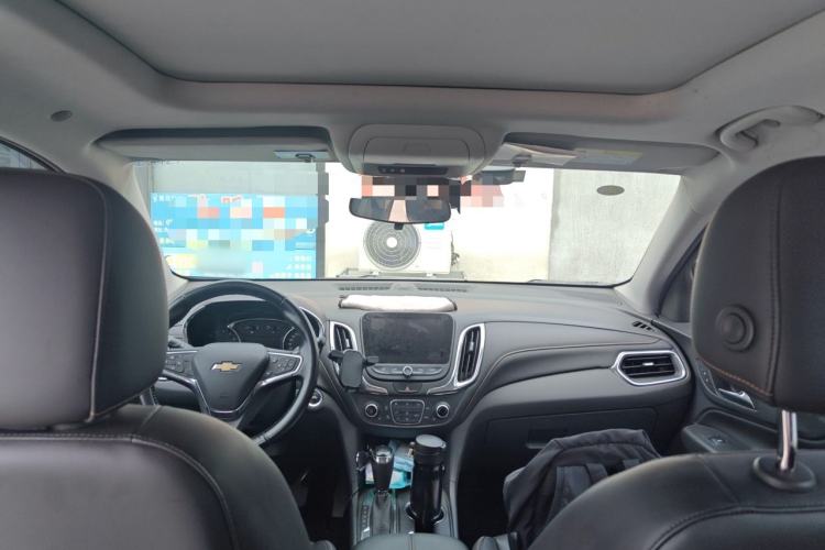 Used Chevrolet Equinox 2018 RS 550T Automatic All-Wheel-Drive Boundary Edition Headliner