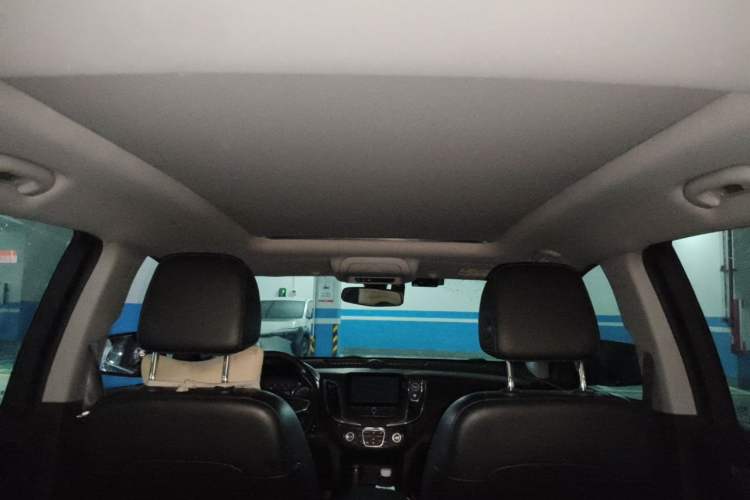 Used Chevrolet Equinox 2018 535T Automatic YuJie Edition Headliner
