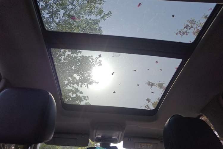 Used Chevrolet Equinox 2018 535T Automatic YuJie Edition Headliner