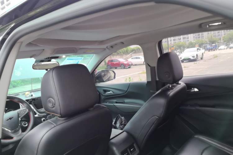 Used Chevrolet Equinox 2018 535T Automatic YuJie Edition Headliner