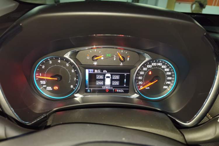 Used Chevrolet Equinox 2018 RS 550T Automatic All-Wheel-Drive Boundary Edition Instrument Cluster