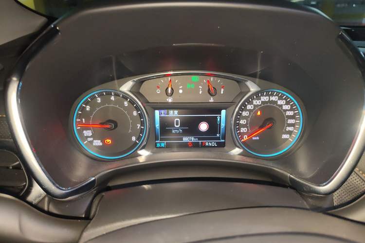 Used Chevrolet Equinox 2018 RS 550T Automatic All-Wheel-Drive Boundary Edition Instrument Cluster
