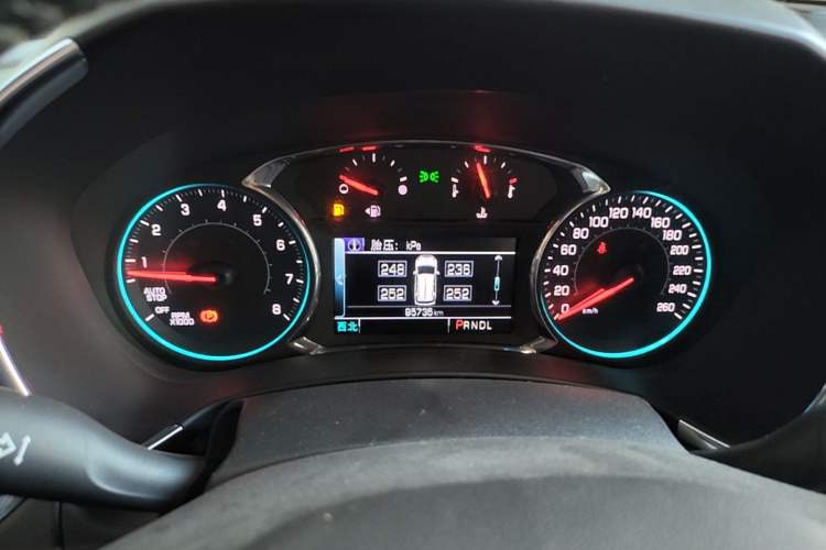 Used Chevrolet Equinox 2018 RS 550T Automatic All-Wheel-Drive Boundary Edition Instrument Cluster