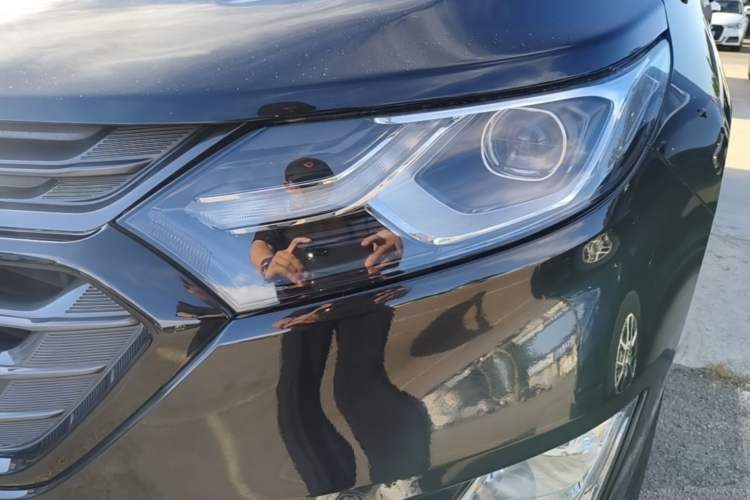 Used Chevrolet Equinox 2018 RS 550T Automatic All-Wheel-Drive Boundary Edition Left Front Headlight