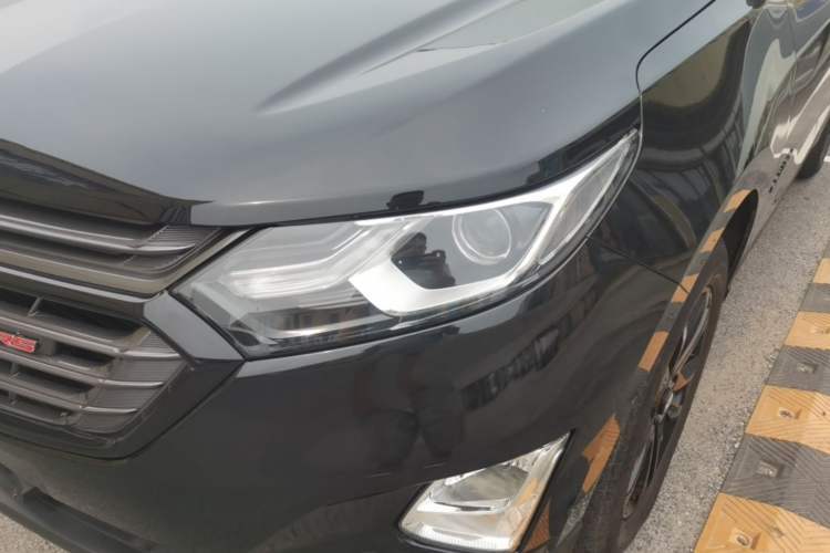 Used Chevrolet Equinox 2018 RS 550T Automatic All-Wheel-Drive Boundary Edition Left Front Headlight