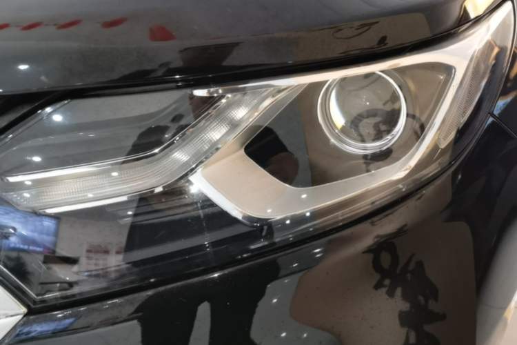 Used Chevrolet Equinox 2018 535T Automatic Chijie Edition Left Front Headlight