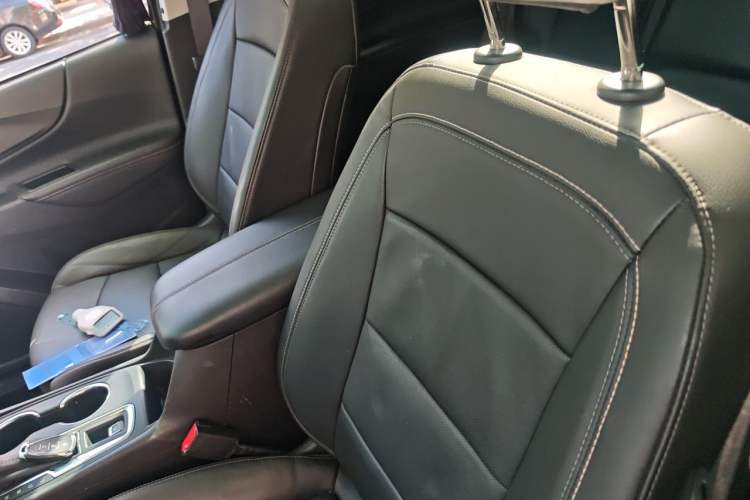 Used Chevrolet Equinox 2018 RS 550T Automatic All-Wheel-Drive Boundary Edition Left Front Seat