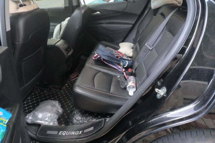 Used Chevrolet Equinox 2018 RS 550T Automatic All-Wheel-Drive Boundary Edition Left Rear Seat