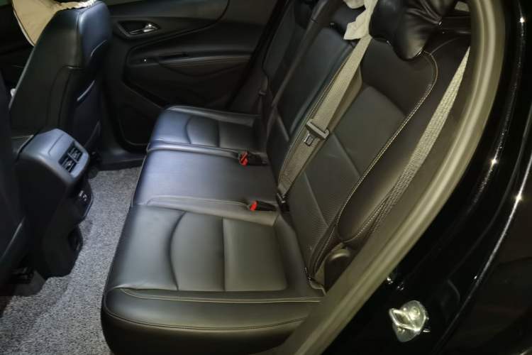 Used Chevrolet Equinox 2018 RS 550T Automatic All-Wheel-Drive Boundary Edition Left Rear Seat