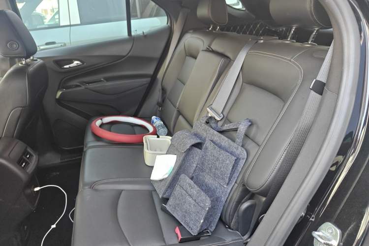 Used Chevrolet Equinox 2018 RS 550T Automatic All-Wheel-Drive Boundary Edition Left Rear Seat