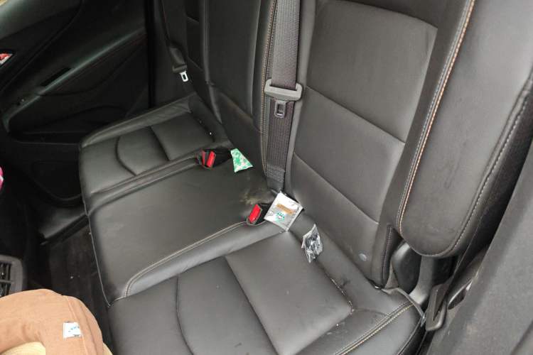 Used Chevrolet Equinox 2018 RS 550T Automatic All-Wheel-Drive Boundary Edition Left Rear Seat