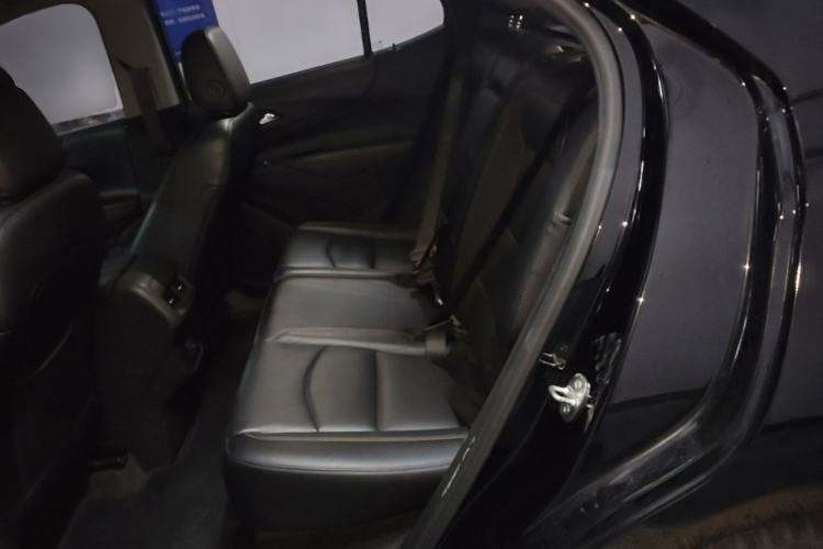 Used Chevrolet Equinox 2018 RS 550T Automatic All-Wheel-Drive Boundary Edition Left Rear Seat