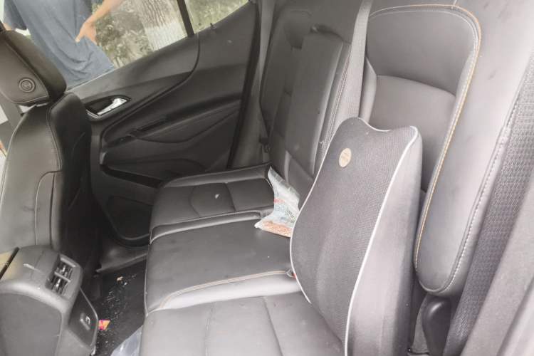 Used Chevrolet Equinox 2018 RS 550T Automatic All-Wheel-Drive Boundary Edition Left Rear Seat