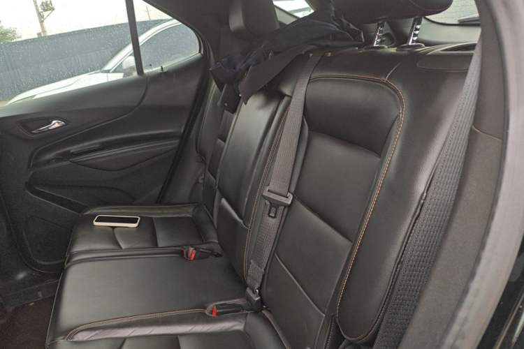 Used Chevrolet Equinox 2018 535T Automatic YuJie Edition Left Rear Seat