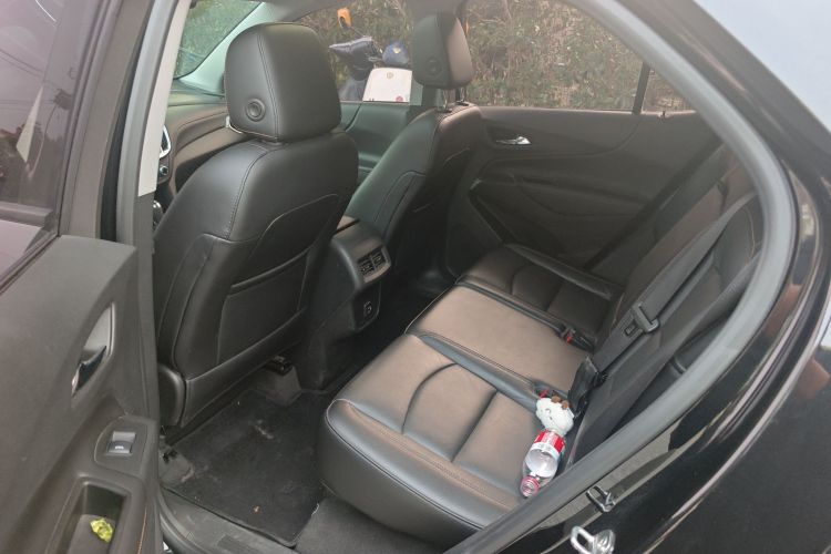 Used Chevrolet Equinox 2018 RS 550T Automatic All-Wheel-Drive Boundary Edition Left Rear Seat
