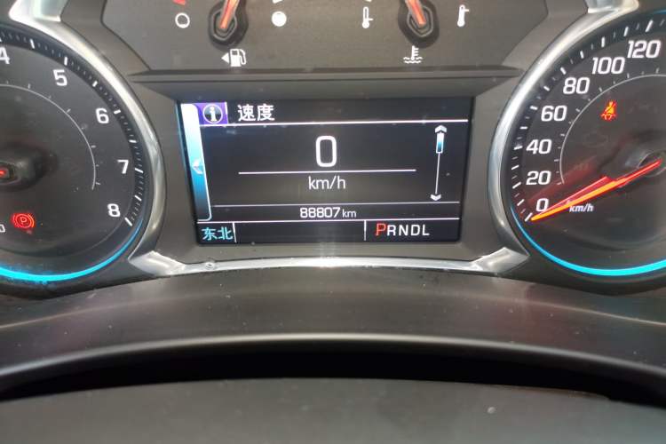 Used Chevrolet Equinox 2018 RS 535T Automatic All-Wheel-Drive Boundary-Pushing Edition Odometer Close Up