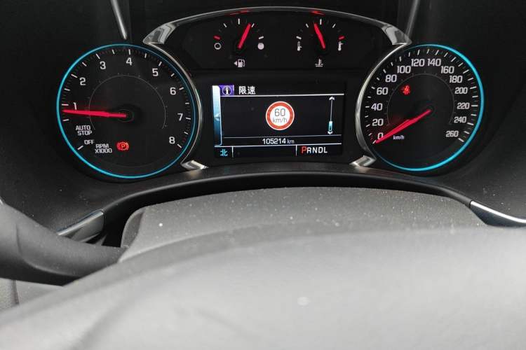 Used Chevrolet Equinox 2018 RS 550T Automatic All-Wheel-Drive Boundary Edition Odometer Close Up