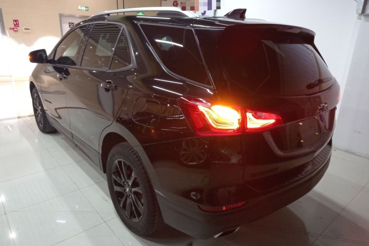 Used Chevrolet Equinox 2018 RS 550T Automatic All-Wheel-Drive Boundary Edition Rear Left 45 Deg