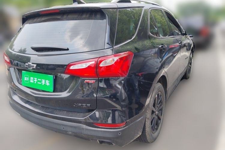 Used Chevrolet Equinox 2018 RS 550T Automatic All-Wheel-Drive Boundary Edition Rear Right 45 Deg