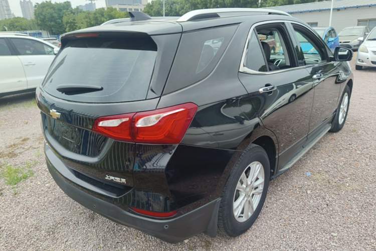 Used Chevrolet Equinox 2018 535T Automatic YuJie Edition Rear Right 45 Deg