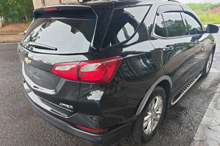 Used Chevrolet Equinox 2018 535T Automatic YuJie Edition Rear Right 45 Deg