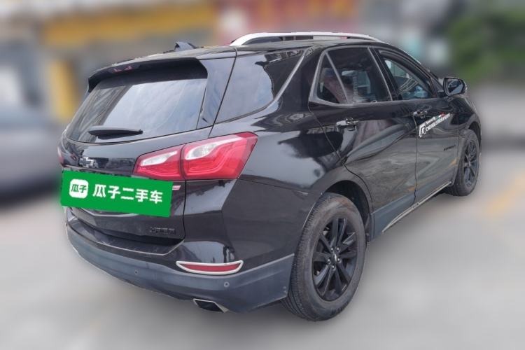Used Chevrolet Equinox 2018 RS 550T Automatic All-Wheel-Drive Boundary Edition Rear Right 45 Deg