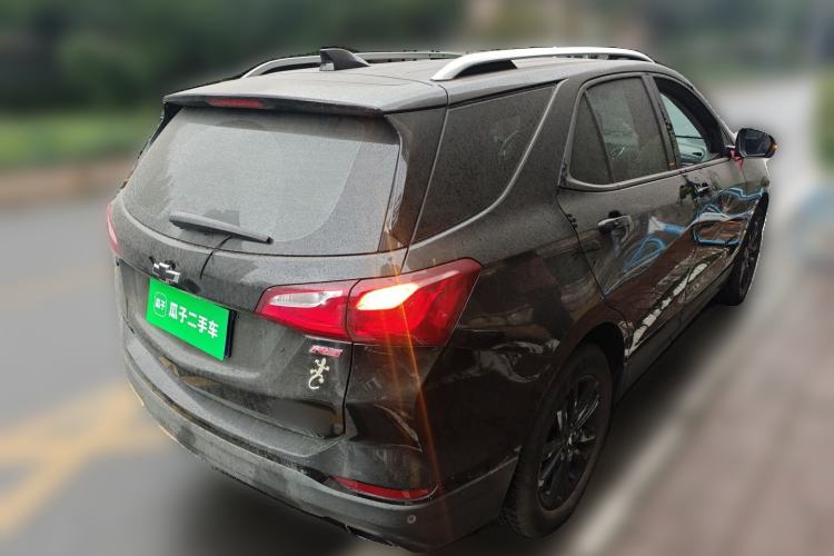Used Chevrolet Equinox 2018 RS 550T Automatic All-Wheel-Drive Boundary Edition Rear Right 45 Deg