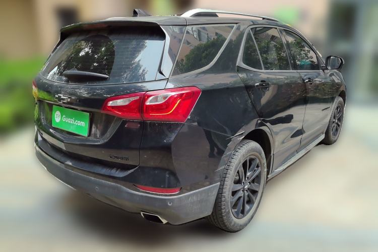 Used Chevrolet Equinox 2018 RS 550T Automatic All-Wheel-Drive Boundary Edition Rear Right 45 Deg