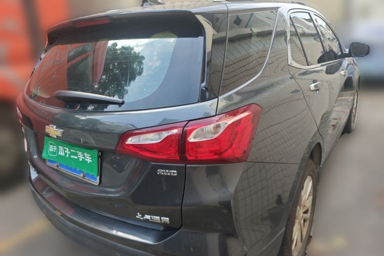 Used Chevrolet Equinox 2018 550T Automatic All-Wheel-Drive Explorer Edition Rear Right 45 Deg