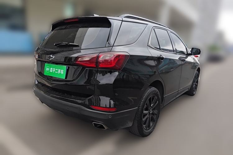Used Chevrolet Equinox 2018 RS 550T Automatic All-Wheel-Drive Boundary Edition Rear Right 45 Deg