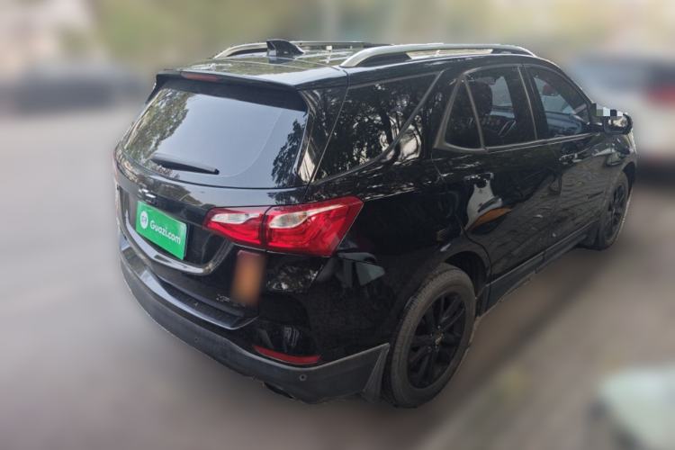 Used Chevrolet Equinox 2018 RS 550T Automatic All-Wheel-Drive Boundary Edition Rear Right 45 Deg