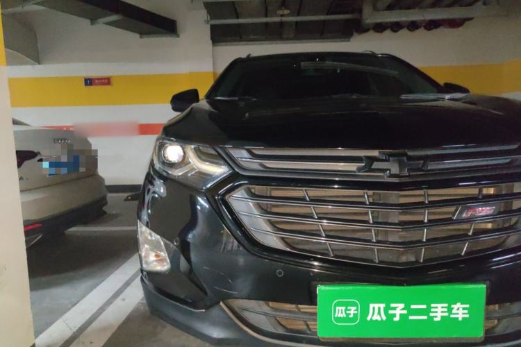 Used Chevrolet Equinox 2018 RS 550T Automatic All-Wheel-Drive Boundary Edition Right Front Headlight