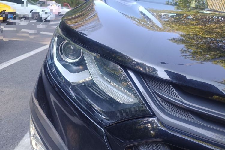 Used Chevrolet Equinox 2018 RS 550T Automatic All-Wheel-Drive Boundary Edition Right Front Headlight