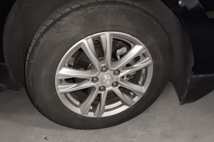 Used Chevrolet Equinox 2018 535T Automatic YuJie Edition Right Front Wheel Hub