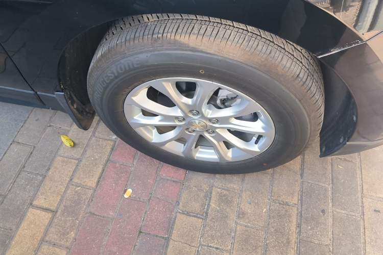 Used Chevrolet Equinox 2018 535T Automatic Chijie Edition Right Front Wheel Hub