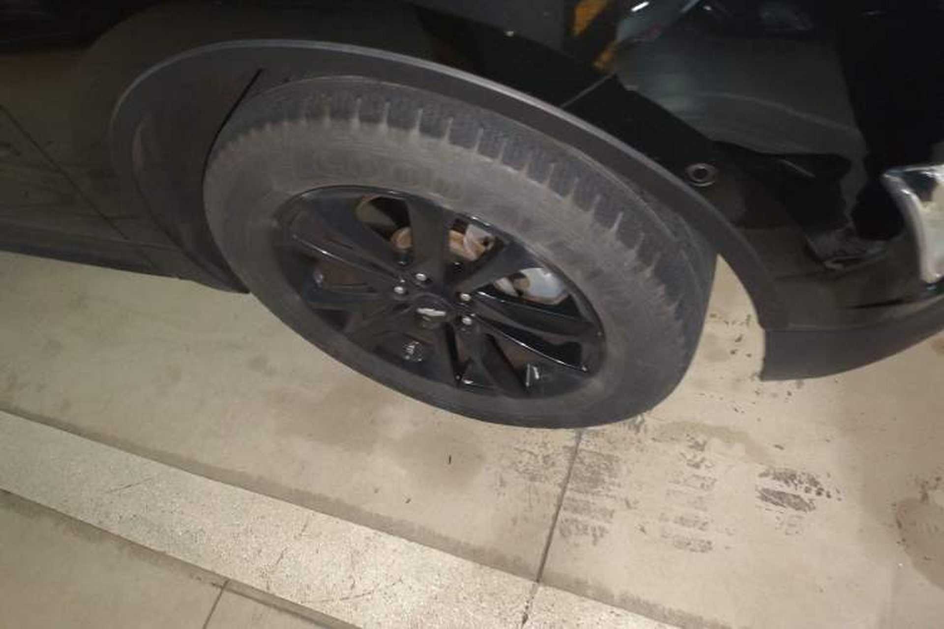Used Chevrolet Equinox 2018 RS 550T Automatic All-Wheel-Drive Boundary Edition Right Front Wheel Hub