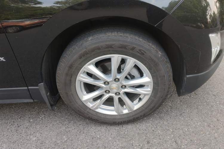 Used Chevrolet Equinox 2018 535T Automatic YuJie Edition Right Front Wheel Hub