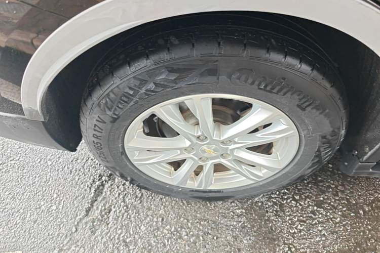 Used Chevrolet Equinox 2018 535T Automatic YuJie Edition Right Rear Wheel Hub