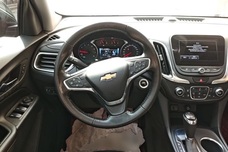 Used Chevrolet Equinox 2018 535T Automatic YuJie Edition Steering Wheel