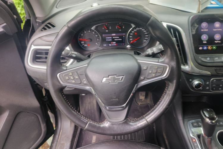 Used Chevrolet Equinox 2018 Redline 550T Automatic All-Wheel-Drive Trailblazer RS Edition Steering Wheel
