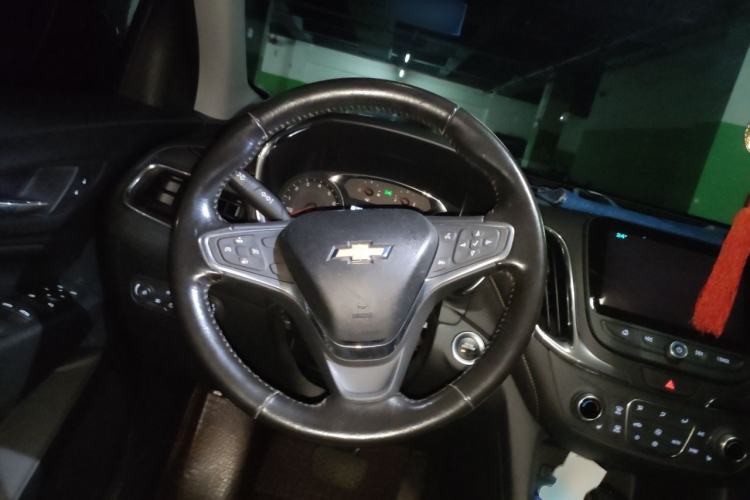 Used Chevrolet Equinox 2018 535T Automatic YuJie Edition Steering Wheel