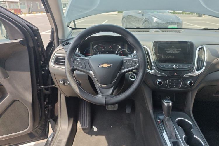 Used Chevrolet Equinox 2018 535T Automatic YuJie Edition Steering Wheel