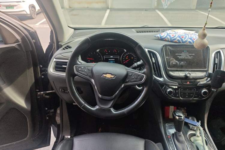 Used Chevrolet Equinox 2018 535T Automatic YuJie Edition Steering Wheel