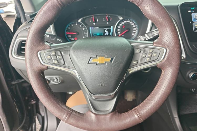 Used Chevrolet Equinox 2018 535T Automatic YuJie Edition Steering Wheel
