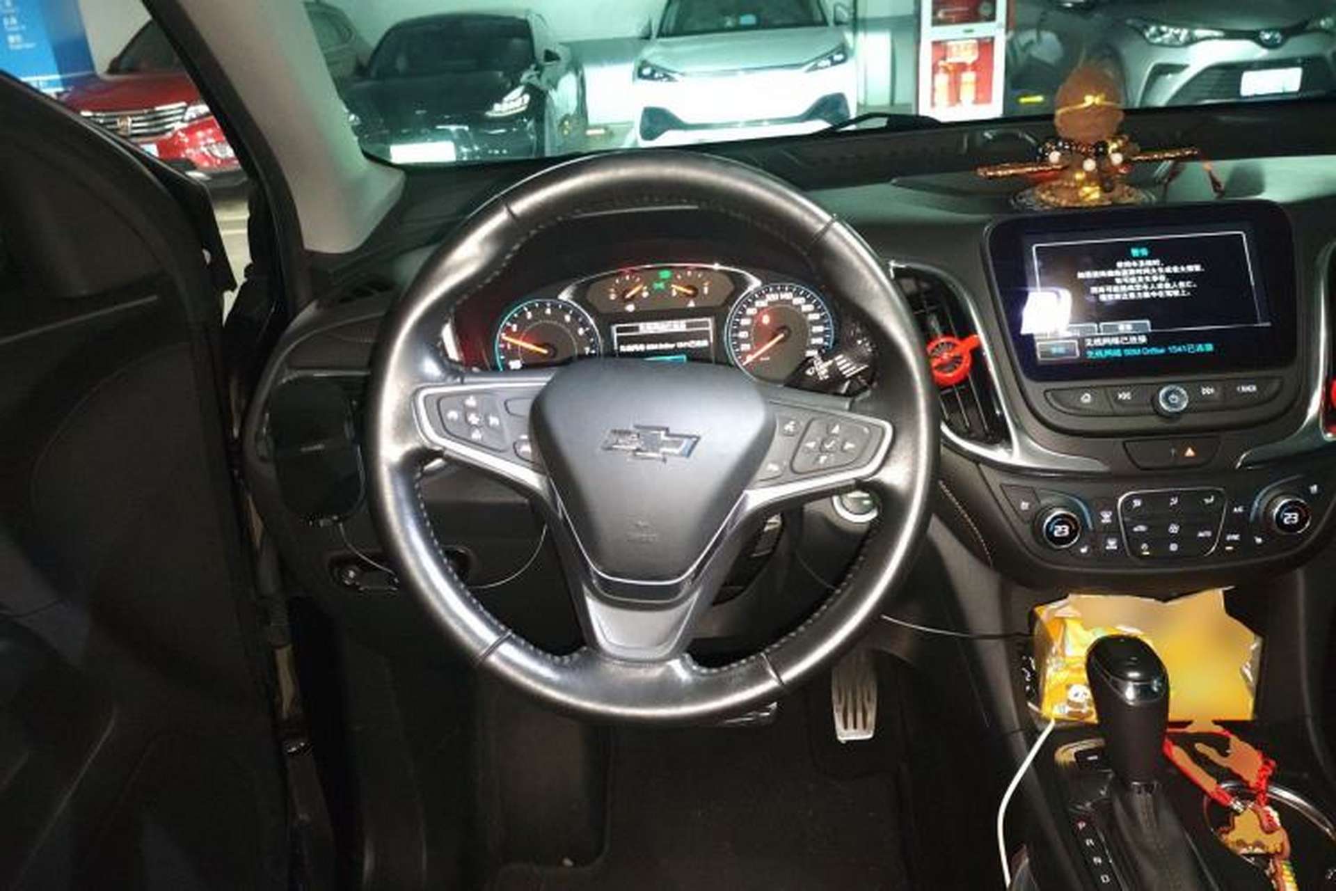 Used Chevrolet Equinox 2018 RS 550T Automatic All-Wheel-Drive Boundary Edition Steering Wheel