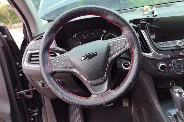 Used Chevrolet Equinox 2018 535T Automatic YuJie Edition Steering Wheel