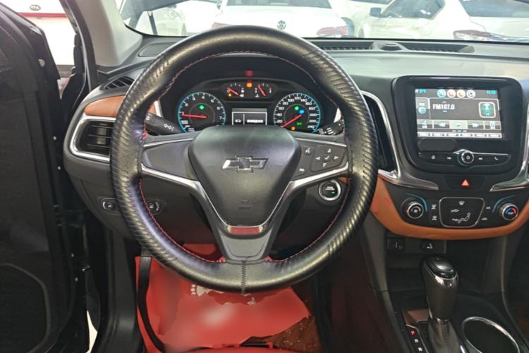 Used Chevrolet Equinox 2018 535T Automatic Lingjie Edition Steering Wheel