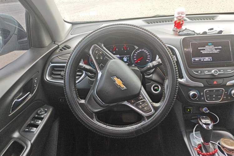 Used Chevrolet Equinox 2018 535T Automatic YuJie Edition Steering Wheel